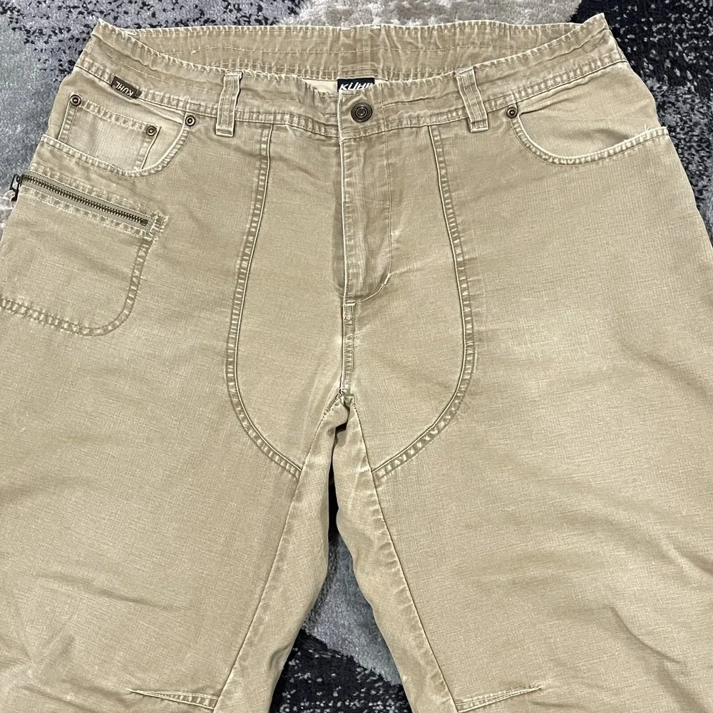 Kuhl rebel runner